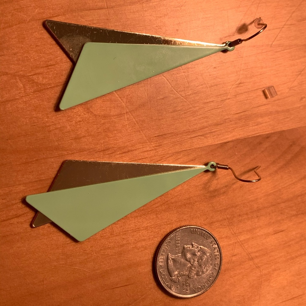 Geometric dangle earrings - Picture 4 of 4